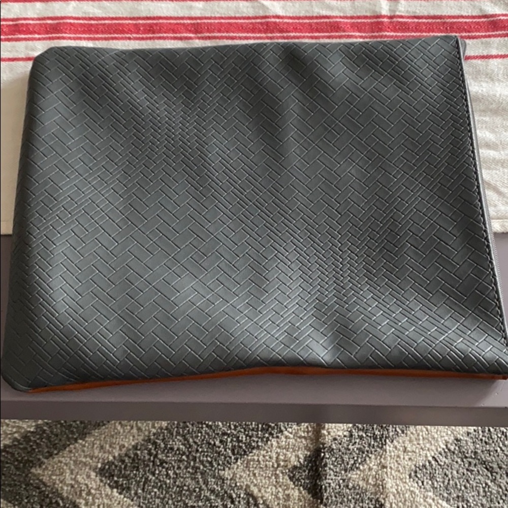 Cole Haan/ AA